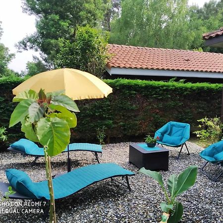 Chalet Camping Les Vignes Lit-et-Mixe Exterior photo